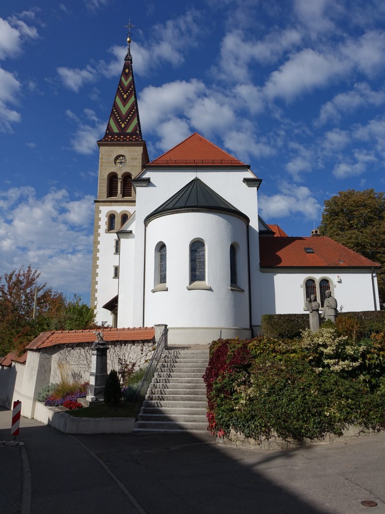 Liggeringen, St. Georg Kirche, sptgotischer Chor, Langhaus erbaut von 1905 (03.10.2015)