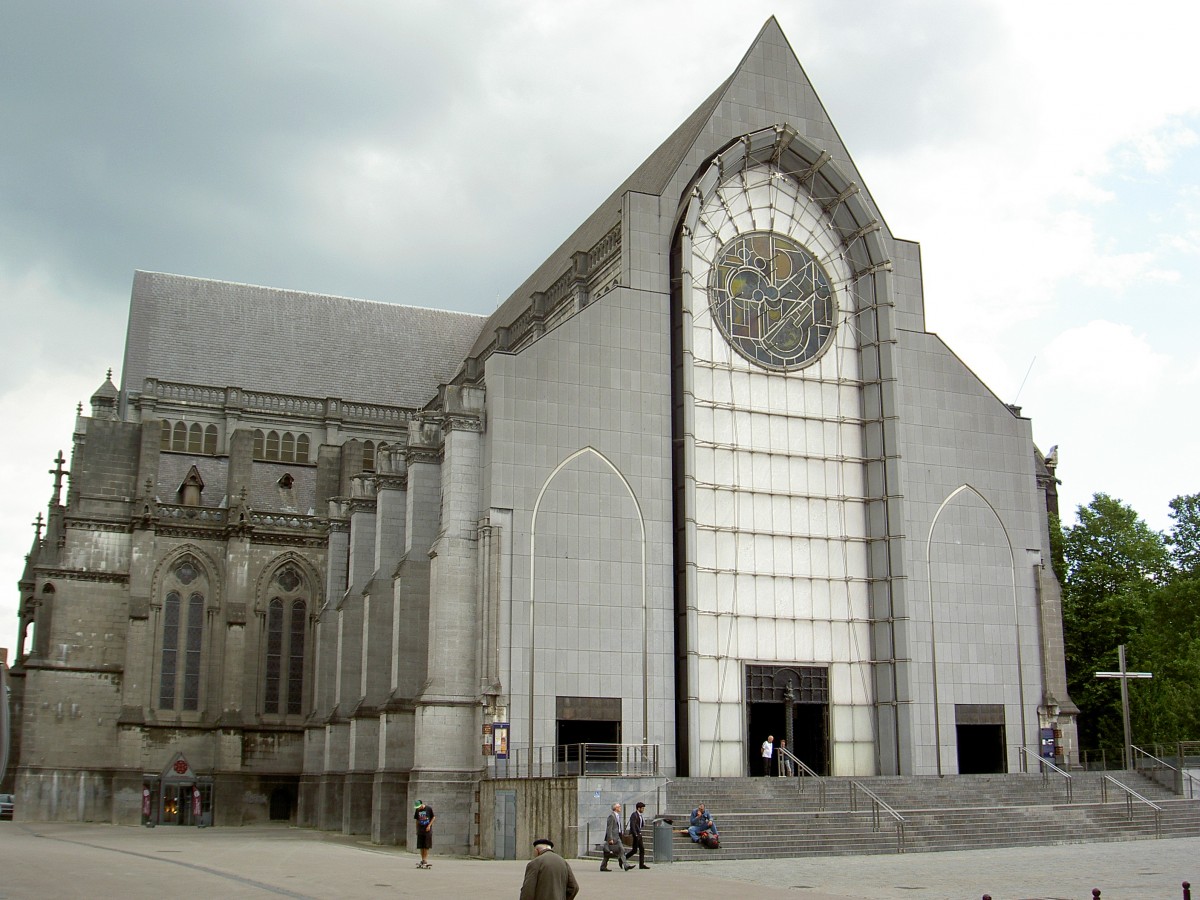 Lille, Kathedrale Notre Dame de la Treille, erbaut ab 1854, 1999 vollendet (30.06.2014)