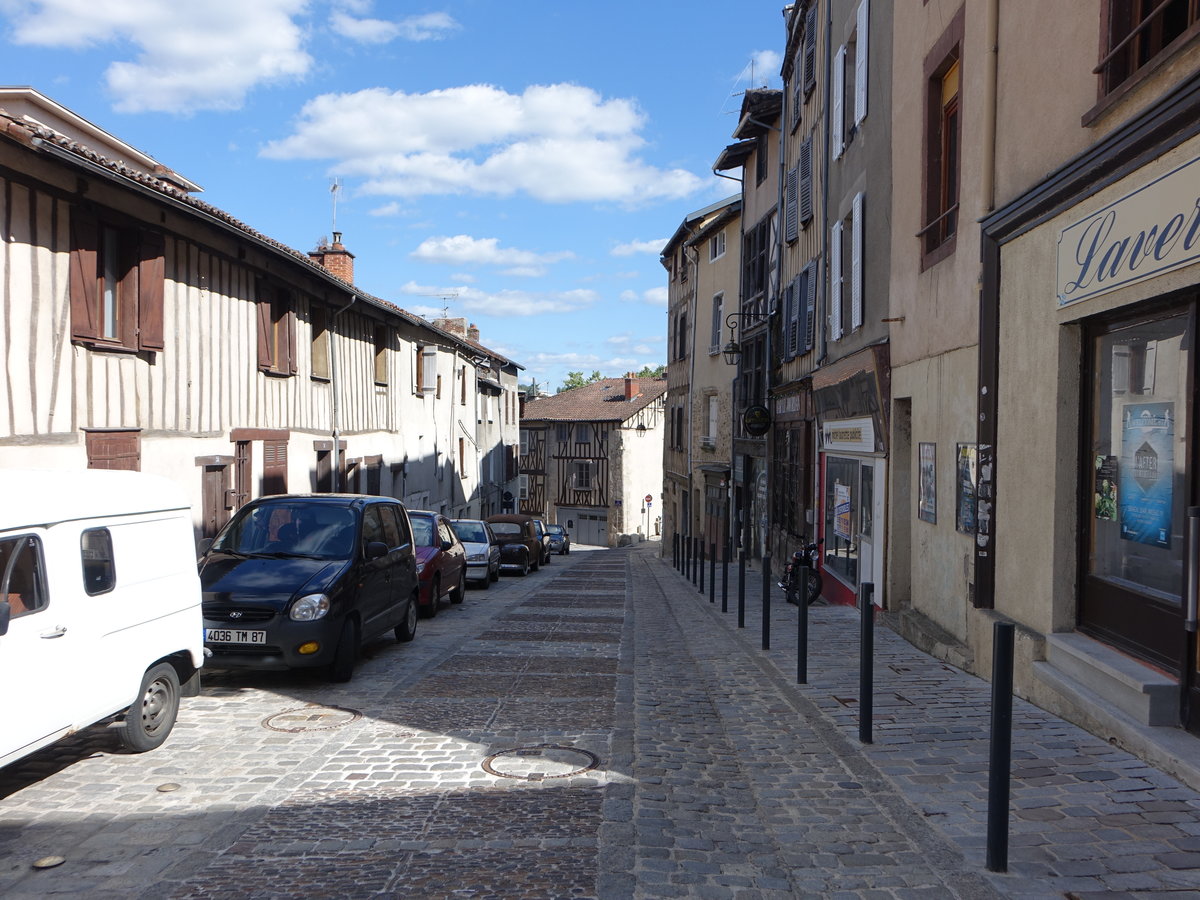 Limoges, alte Huser in der Rue du Pont Saint-Etienne (14.07.2017)