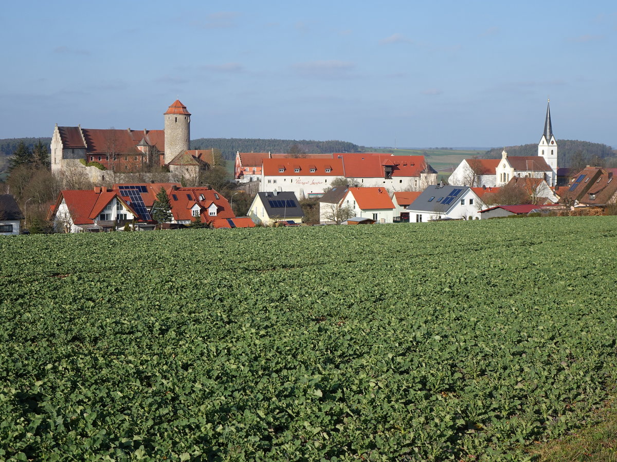 Lisberg, Burg und St. Trinitas Kirche auf dem Burgberg (26.03.2016)