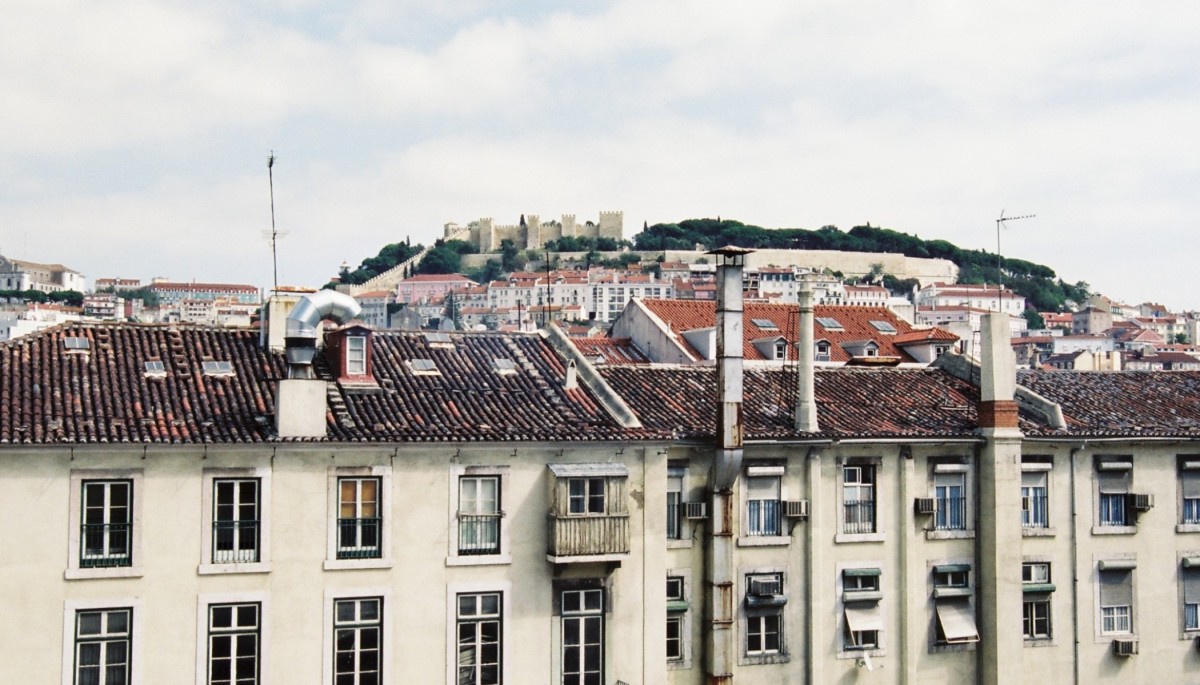 LISBOA (Concelho de Lisboa), 29.09.1999, Blick auf das Castelo de So Jorge