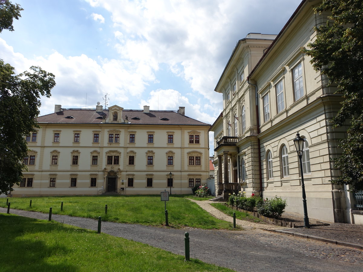 Litomerice / Leitmeritz, Kapitelhaus am Domplatz (27.06.2020)