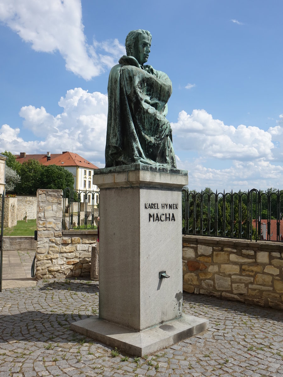 Litomerice / Leitmeritz, Karel Macha Denkmal in der Jesuitenstrae (27.06.2020)