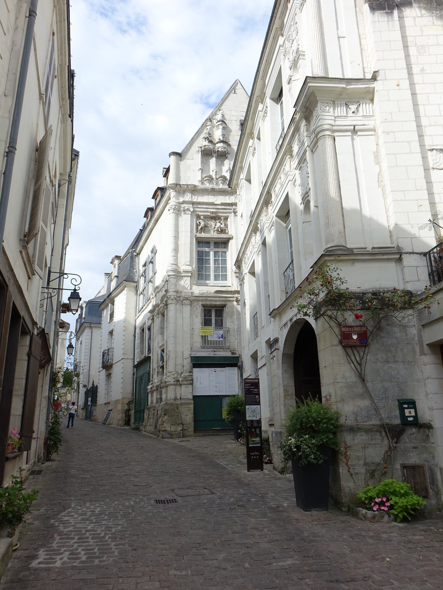 Loches, Theatre de Verdure in der Grande Rue, erbaut im 15. Jahrhundert (08.07.2017)