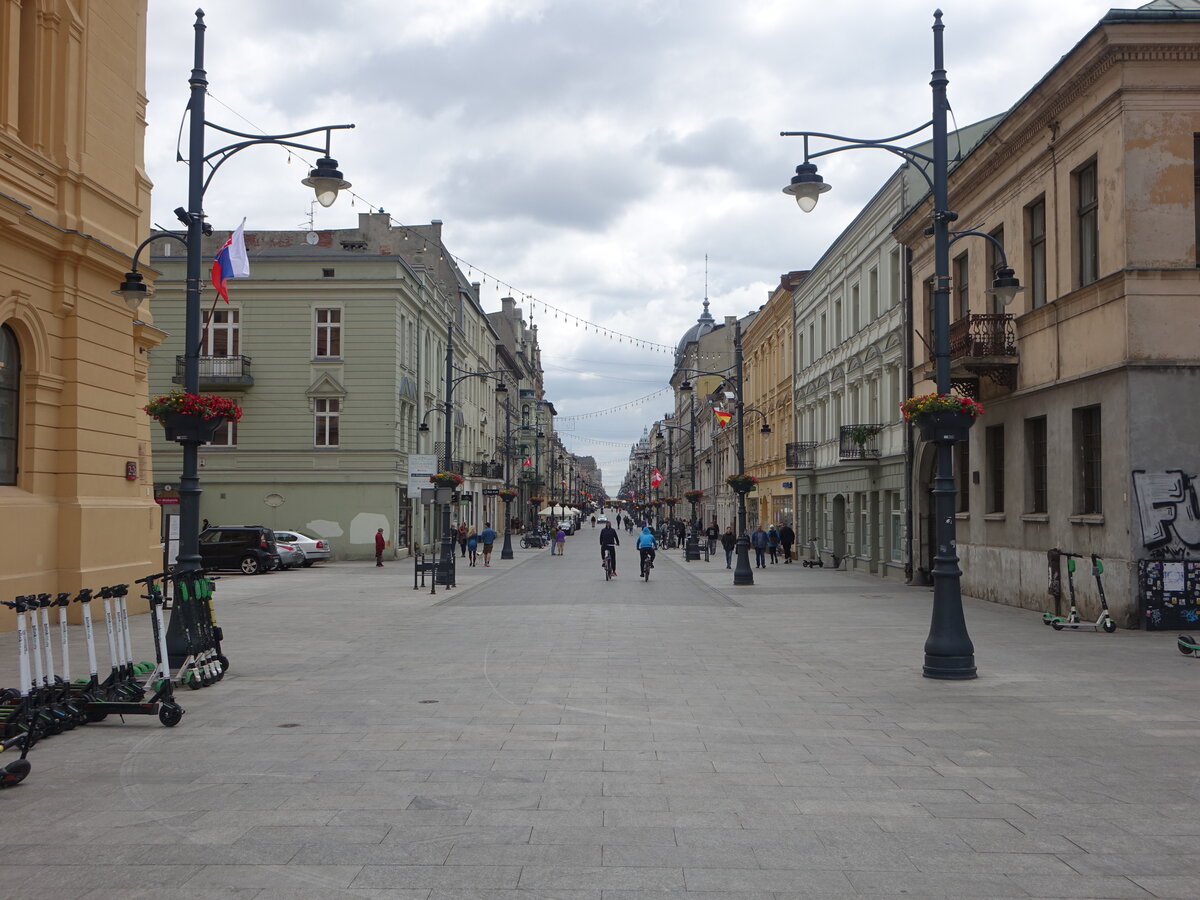 Lodz, Blick in die Piotrowska Strae mit Bauten aus dem 19. Jahrhundert (13.06.2021)