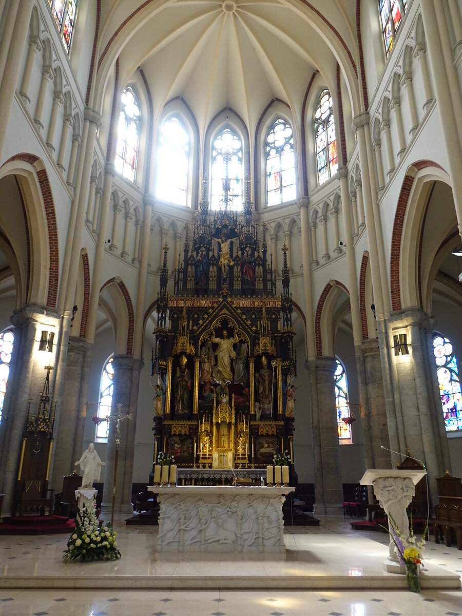 Lodz, Hochaltar von 1912 in der St. Stanislaus Kathedrale (13.06.2021)