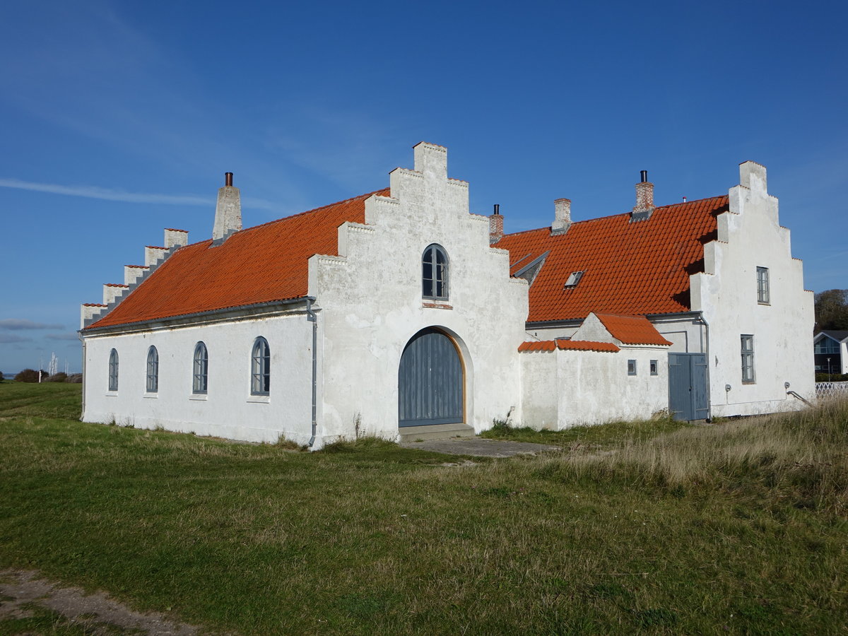 Logstor, Limfjordmuseum am Frederik VII. Kanal in einem 1860 erbauten weigekalktem Haus des Kanalvogts (19.09.2020)