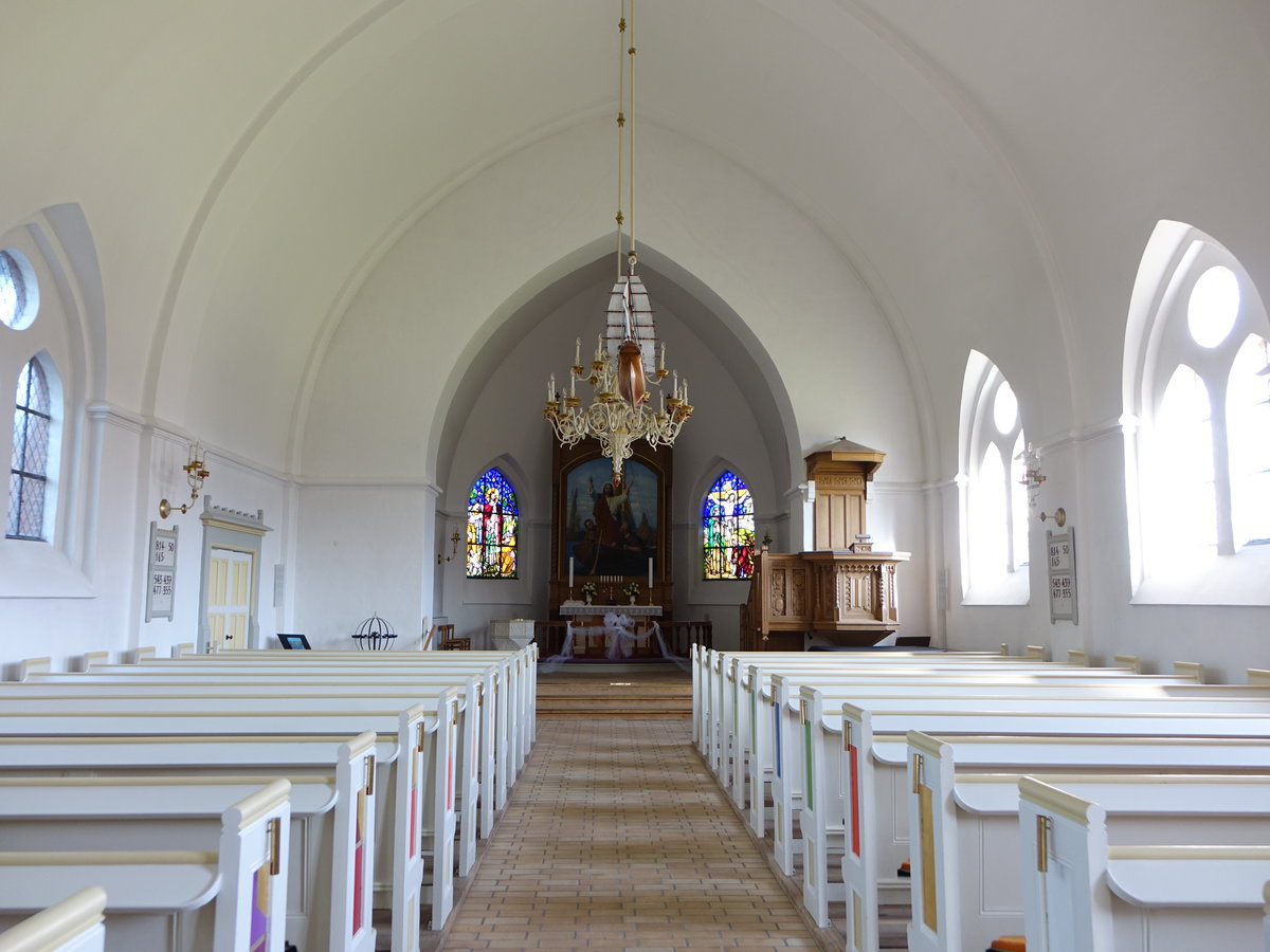 Logstor, neugotischer Innenraum der Ev. Kirche (19.09.2020)