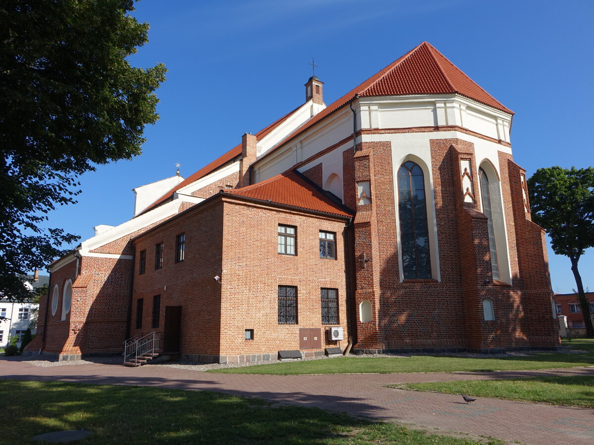 Lomza, Pfarrkirche St. Michael, erbaut von 1520 bis 1525, Umbau 1550 zu einer Hallenkirche (05.08.2021)