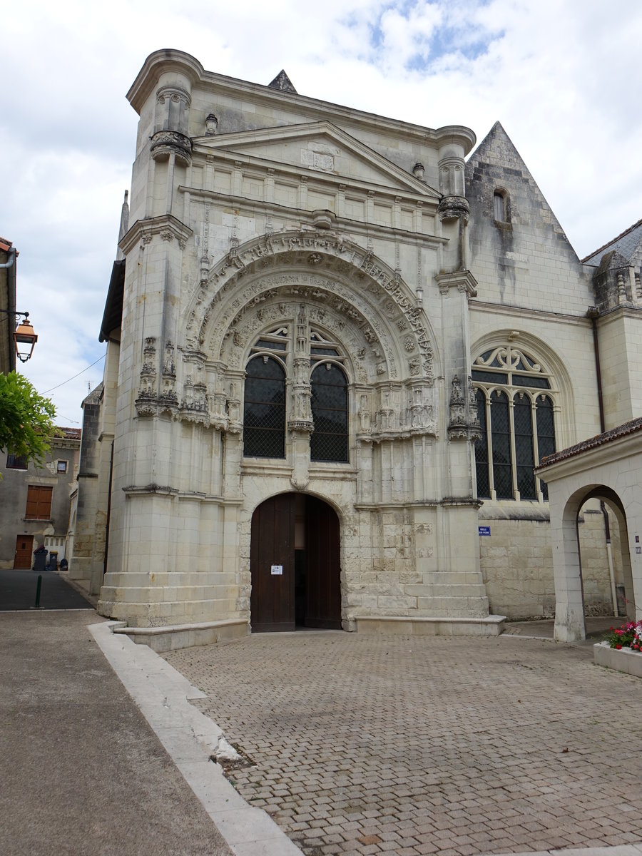 Loudun, Renaissance Portal der St. Pierre Kirche, erbaut im 16. Jahrhundert (09.07.2017)