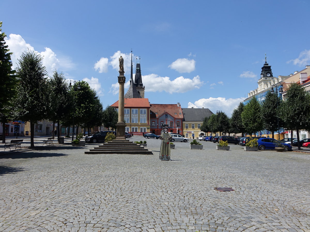 Louny / Laun, Mariensule am Mirove Namesti (27.06.2020)