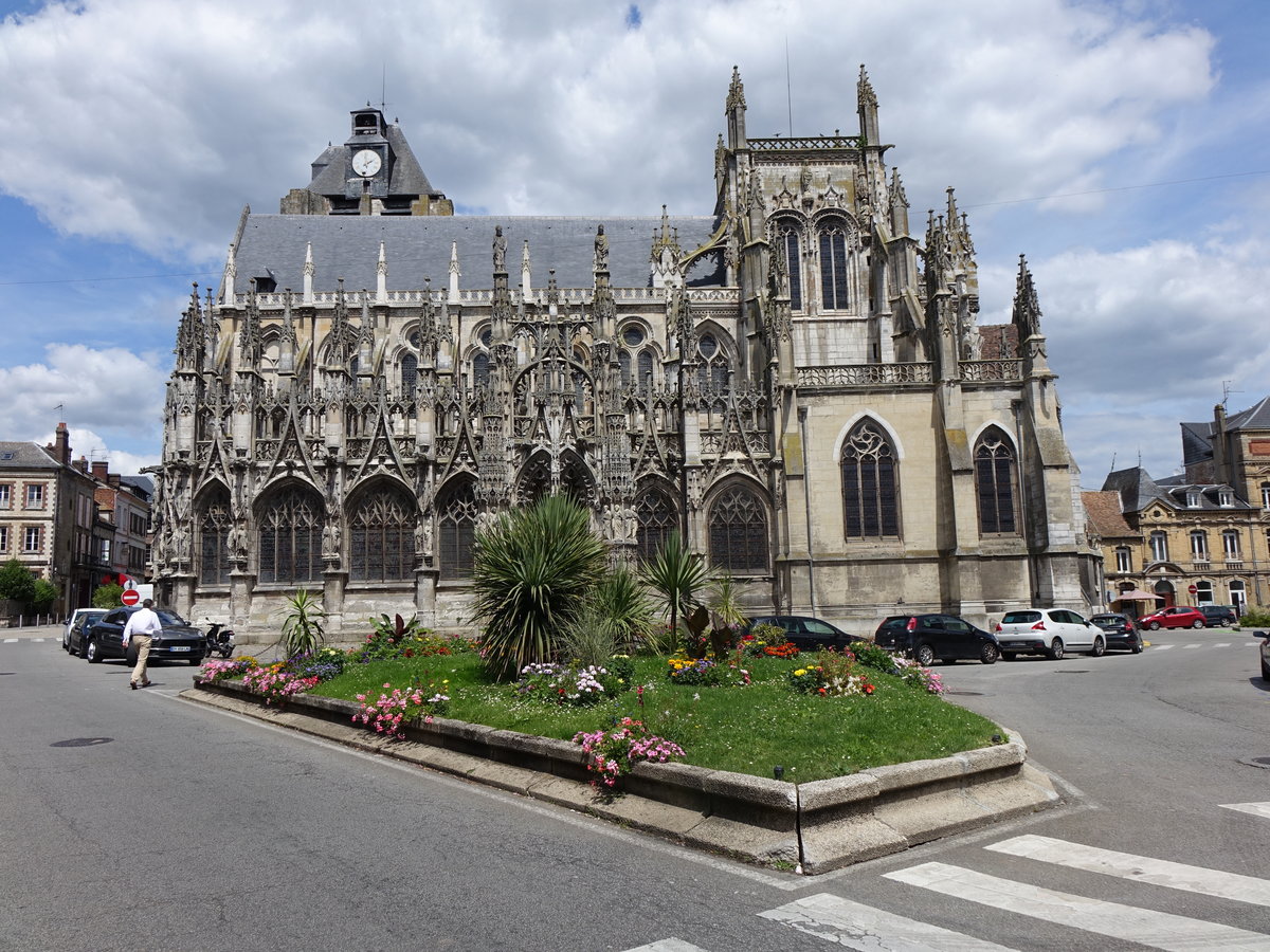 Louviers, Notre-Dame Kirche, erbaut im 13. Jahrhundert (15.07.2016)