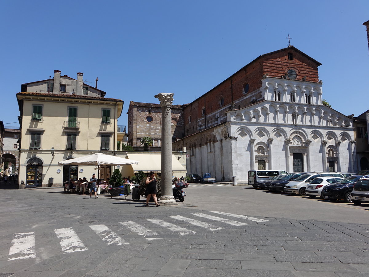 Lucca, romanische Kirche Santa Maria Forisportam an der Piazza Santa Maria Bianca (18.06.2019)