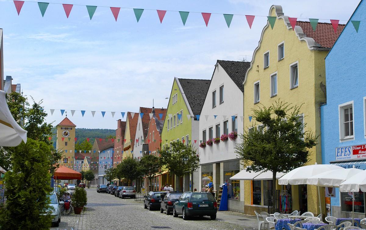 Ludwigsplatz in Kelheim. Aufnahme: Juli 2008.