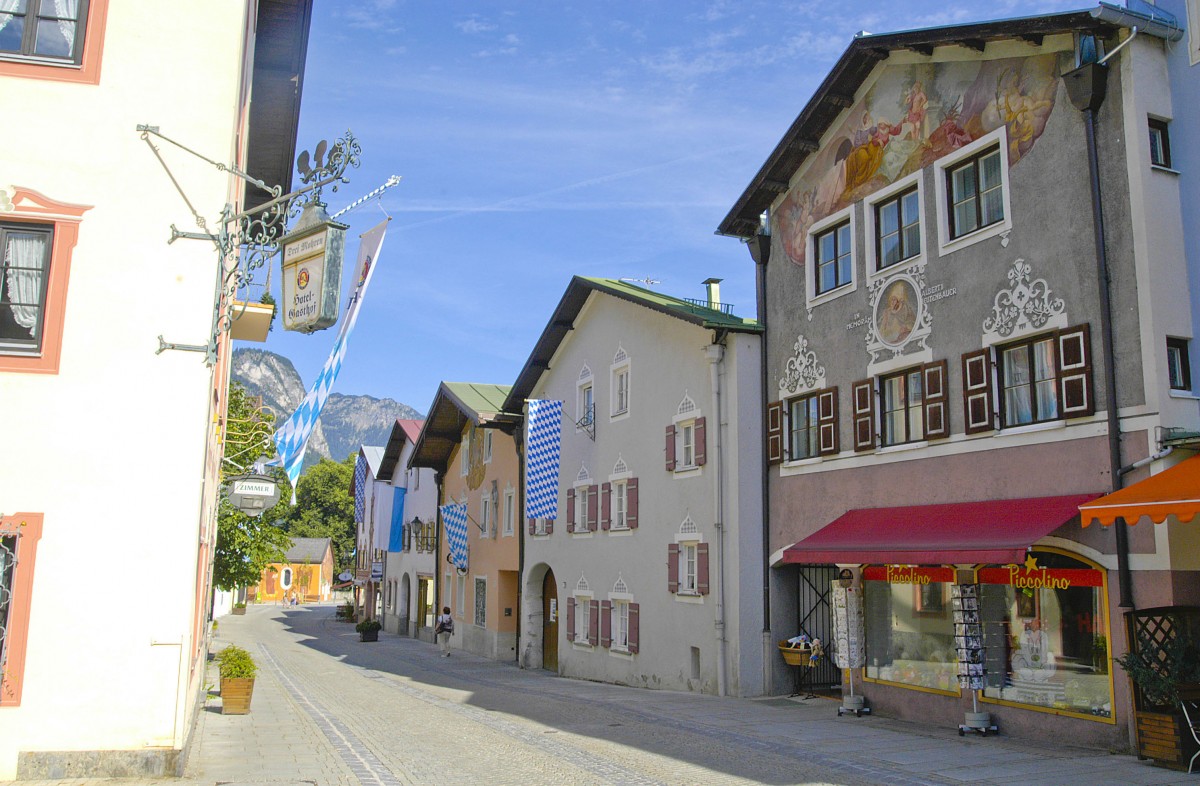 Ludwigstrae in Garmisch-Partenkirchen. Aufnahme: Juli 2008.