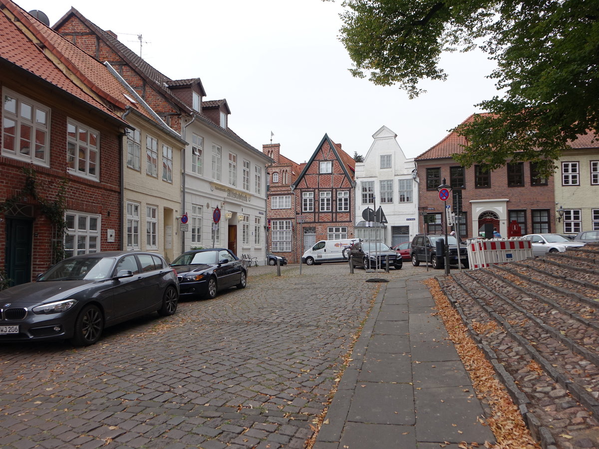 Lüneburg, Gebäude am Johann Sebastian Bach Platz (26.09.2020)