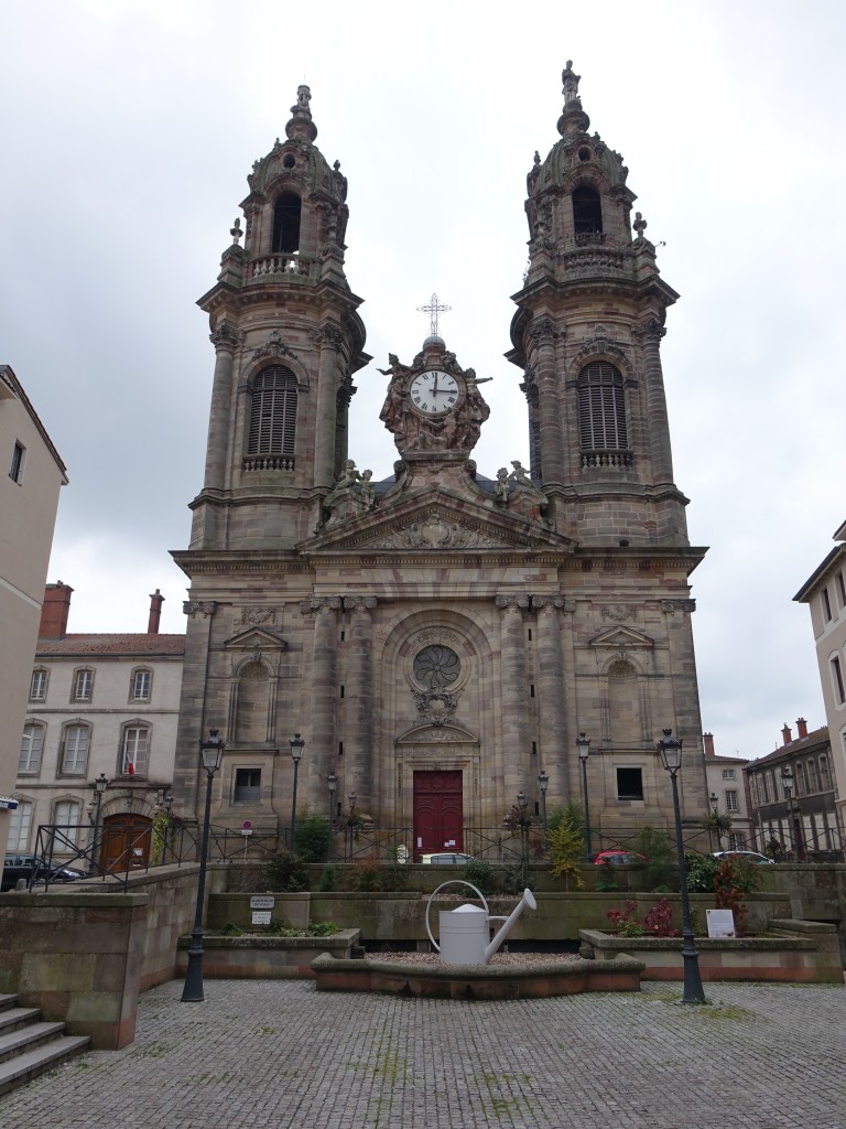 Luneville, barocke St. Jacques Kirche, erbaut von 1730 bis 1747 (25.10.2015)