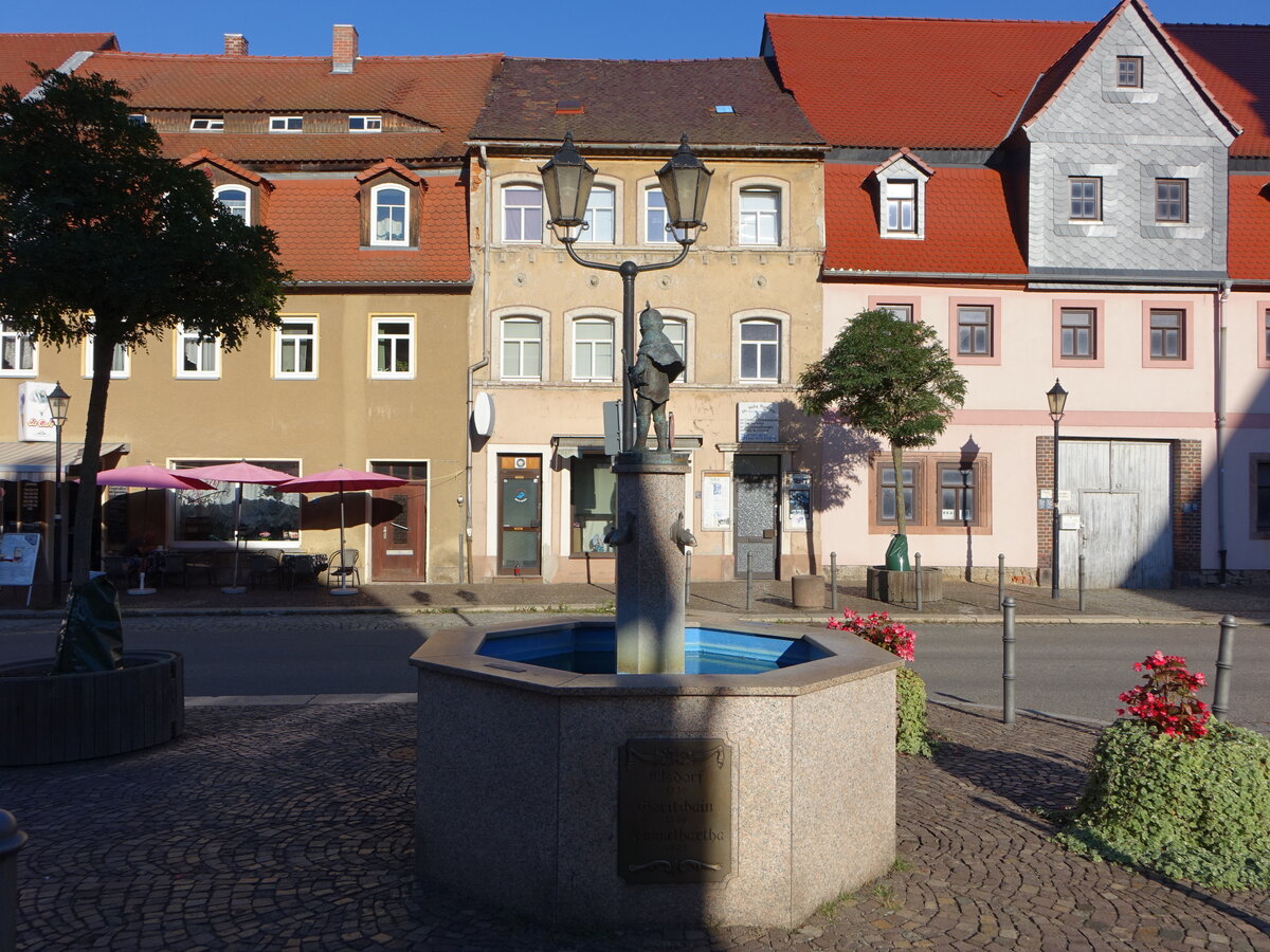 Lunzenau, Prinz Lieschen Brunnen am Marktplatz (16.09.2023)