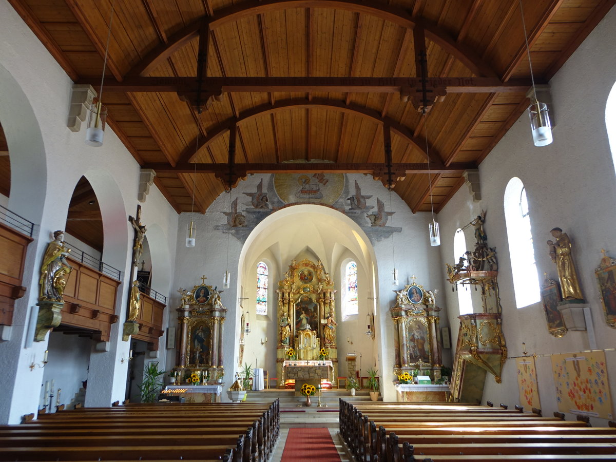 Lupburg, Innenraum der kath. Pfarrkirche St. Barbara (20.08.2017)