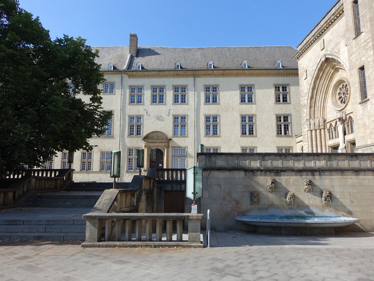 Luxemburg, Domhof am Parvis de la Cathedrale (21.06.2022)