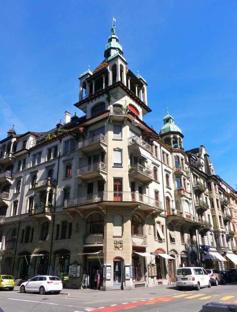 Luzern,  Gutenberghof , Ecke Morgartenstrasse Frankenstrasse (Baujahr 1907) - 03.07.2014
