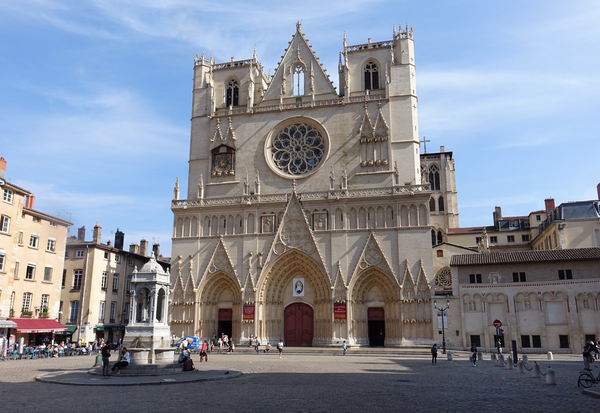 Lyon, Kathedrale St. Jean, erbaut ab dem 12. Jahrhundert (23.09.2016)
