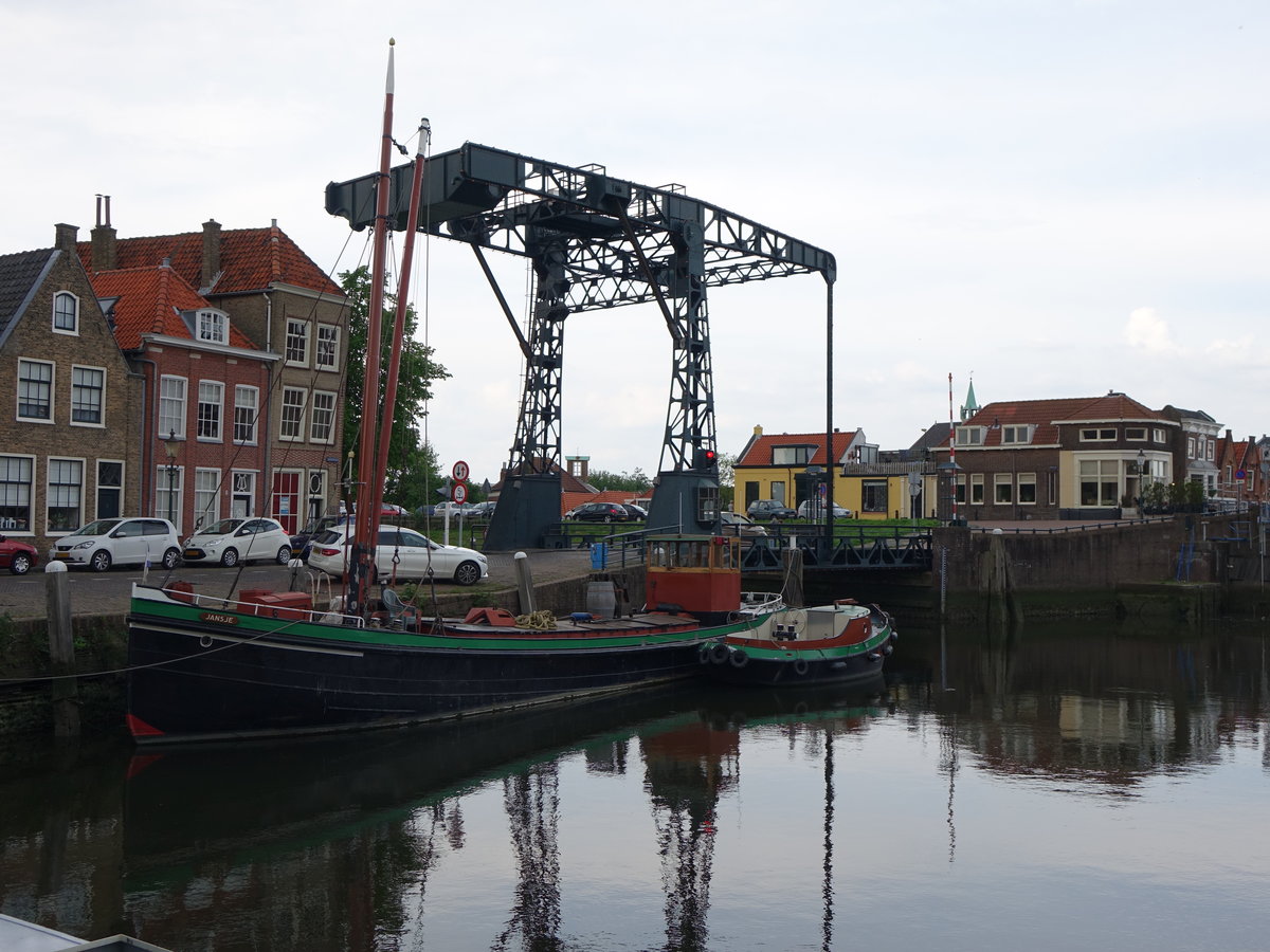 Maassluis, Brcke am alten Hafen (11.05.2016)