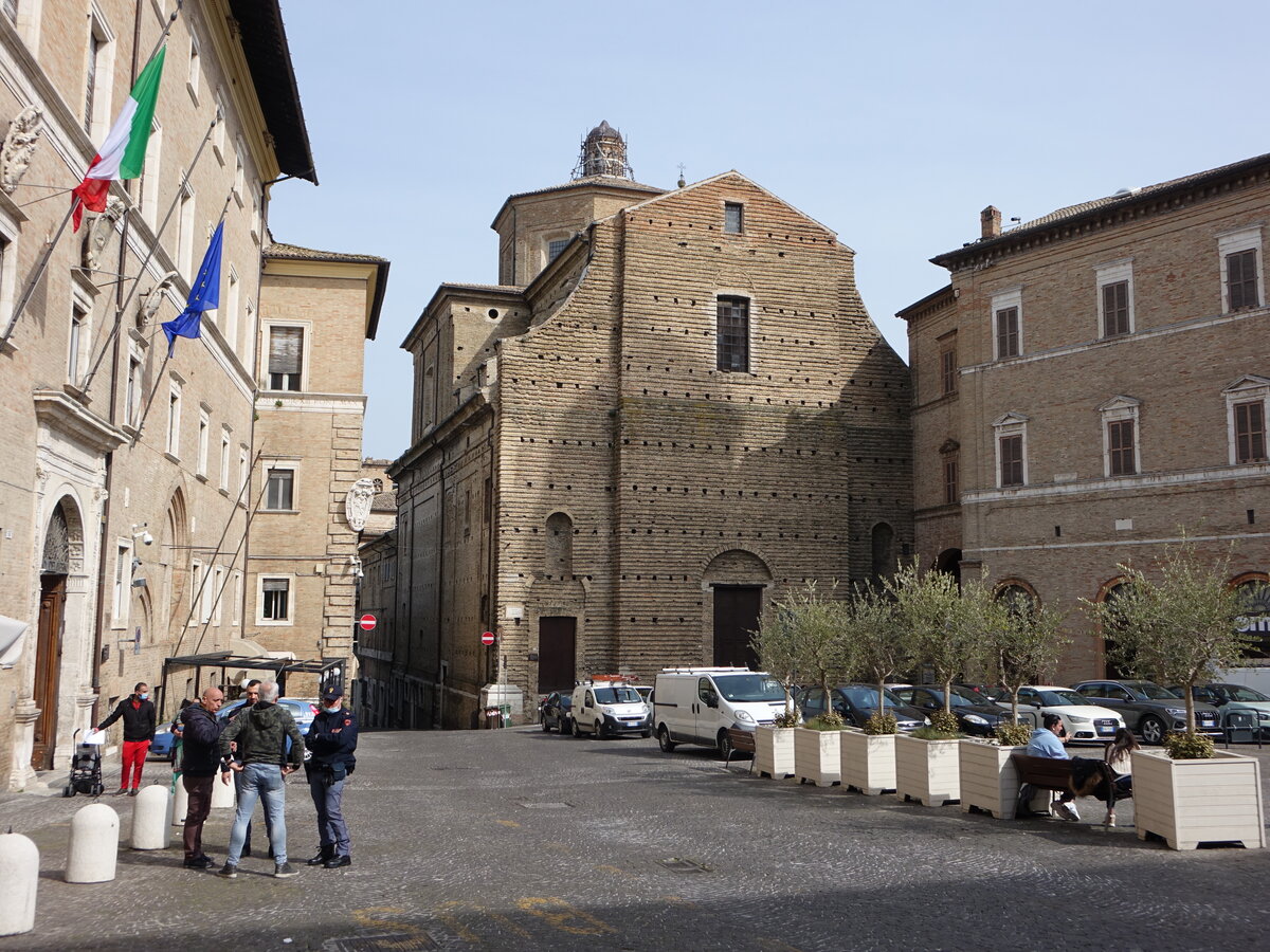 Macerata, Pfarrkirche San Paolo, erbaut im 17. Jahrhundert (29.03.2022)