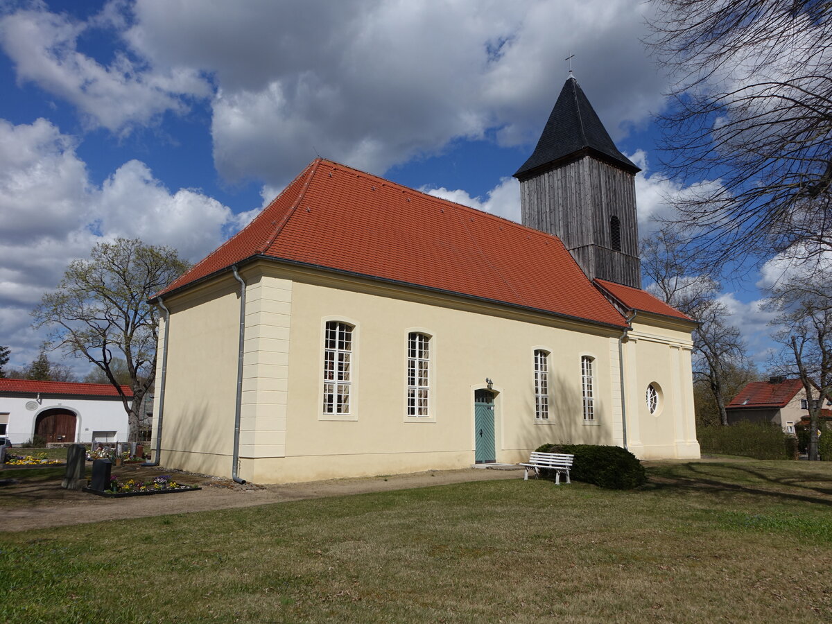M�rkisch-Wilmersdorf, evangelische Kirche, verputzte Saalkirche, erbaut im 18. Jahrhundert (06.04.2026)