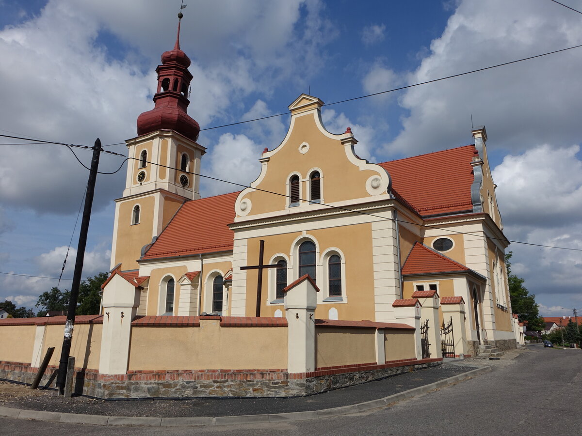 Makowice / Mogwitz, Pfarrkirche St. Andreas, erbaut ab 1450, barocke Erweiterung 1735 (12.09.2021)