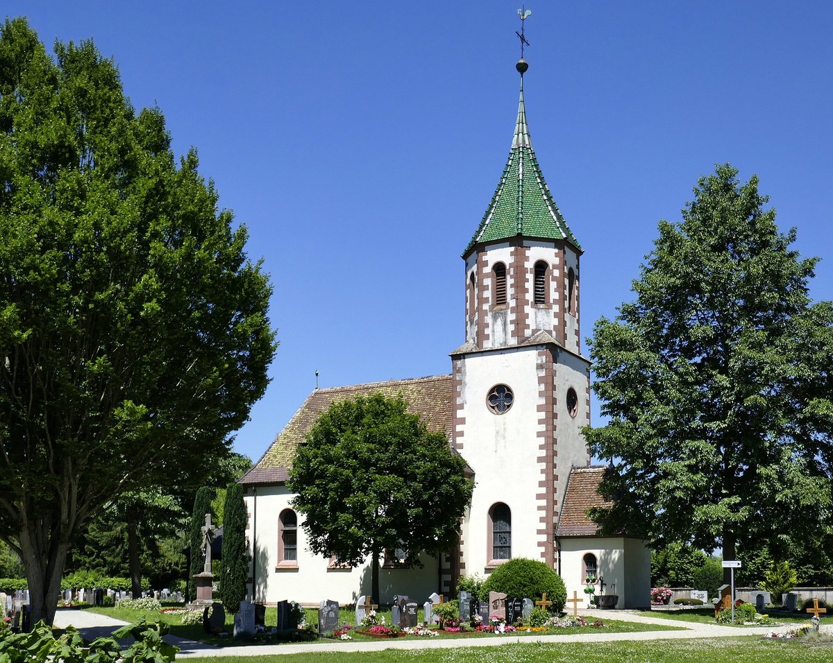 Malberg, Friedhof mit Kapelle St.Andreas aus der 2.Hlfte des 19.Jahrhunderts, Juni 2019