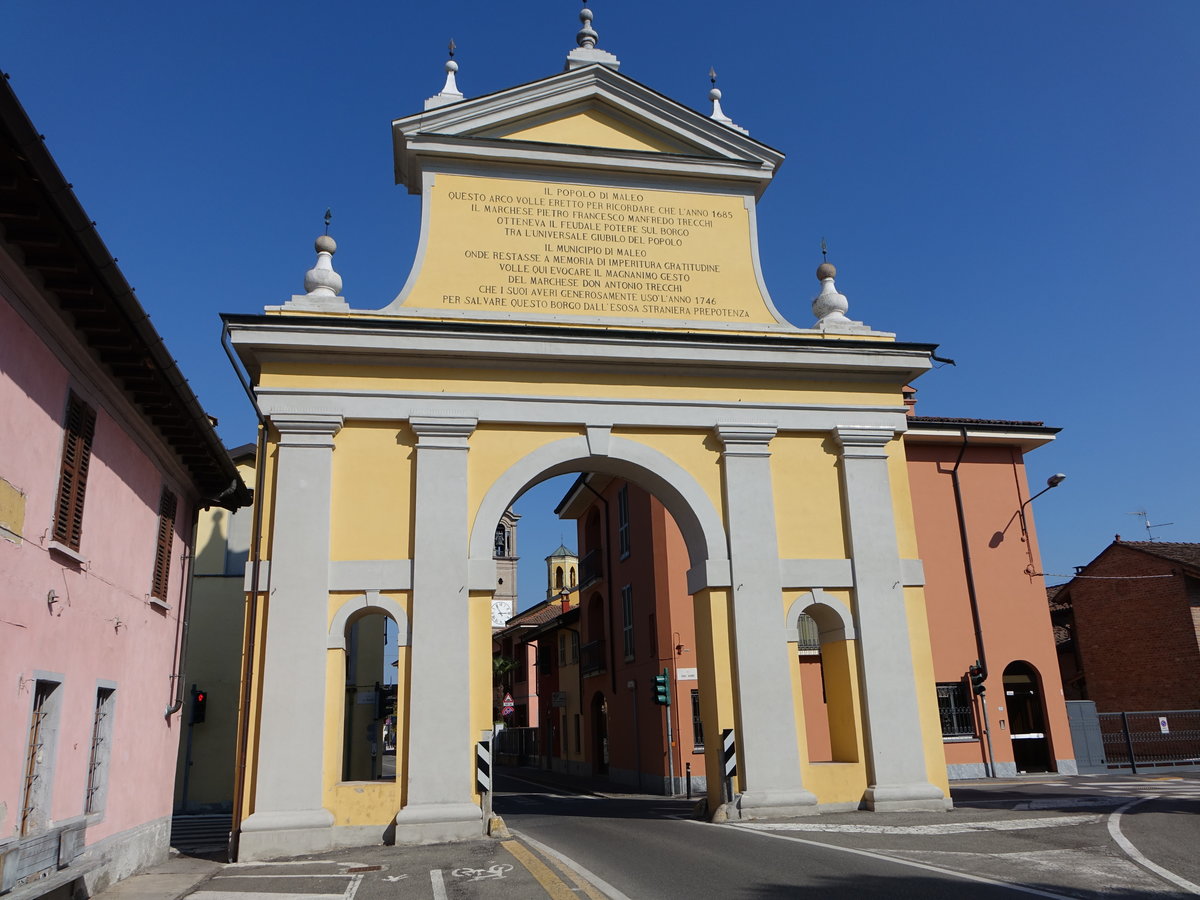 Maleo, Stadttor Arco Trecchi von 1685 in der Via Roma (30.09.2018)