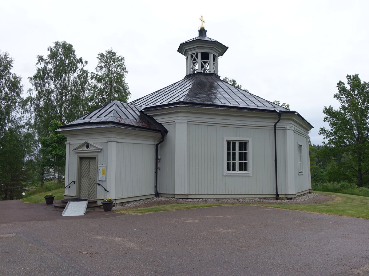 Malingsbo, achteckige Holzkirche, erbaut um 1700 (16.06.2016)