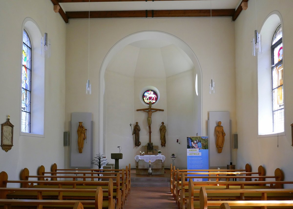 Mambach i.W., Blick zum Altar in der Antoniuskapelle, Juli 2020