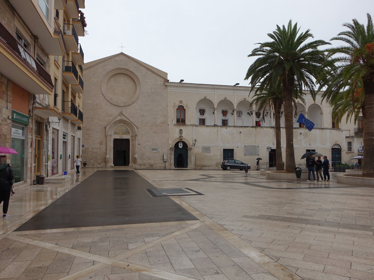 Manfredonia, Dominikanerklosterkirche San Domenico an der Piazza del Popolo (26.09.2022)