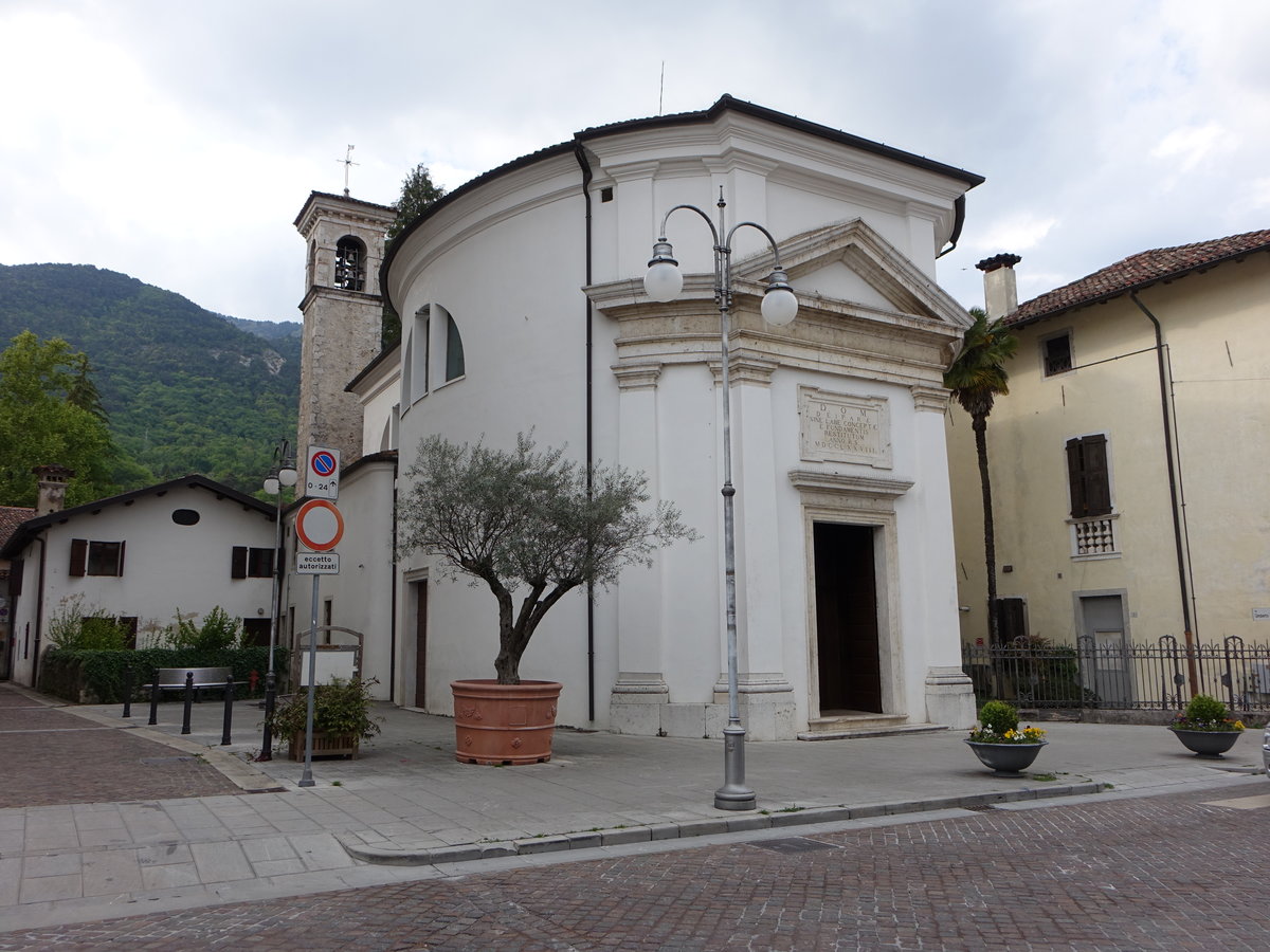 Maniago, Chiesa dell' Immacolata Concezione, erbaut 1778 durch Architekt Antonio Aprilis di Cusano (05.05.2017)