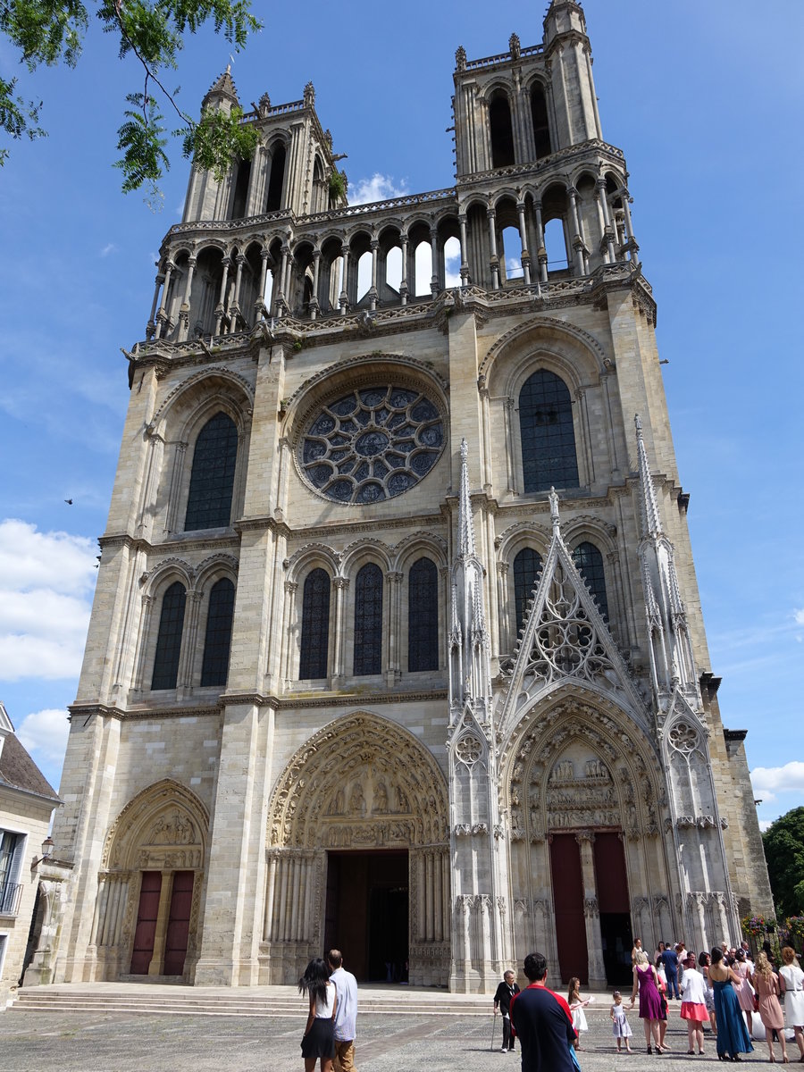 Mantes-la-Jolie, Collegiale Notre-Dame, erbaut von 1170 bis 1175 (15.07.2016)