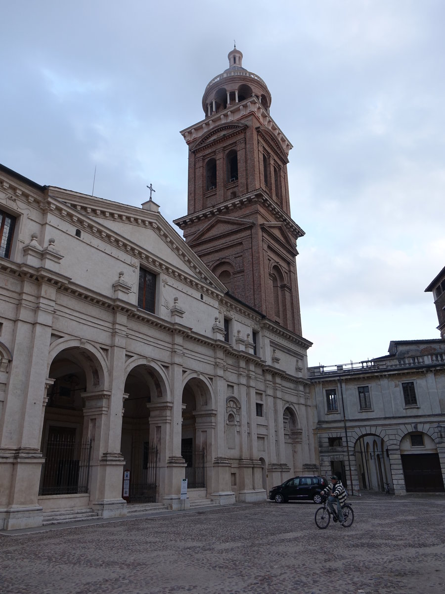 Mantua, Kirche St. Barbara, erbaut im 16. Jahrhundert durch Giovanni Battista Bertani
(08.10.2016)