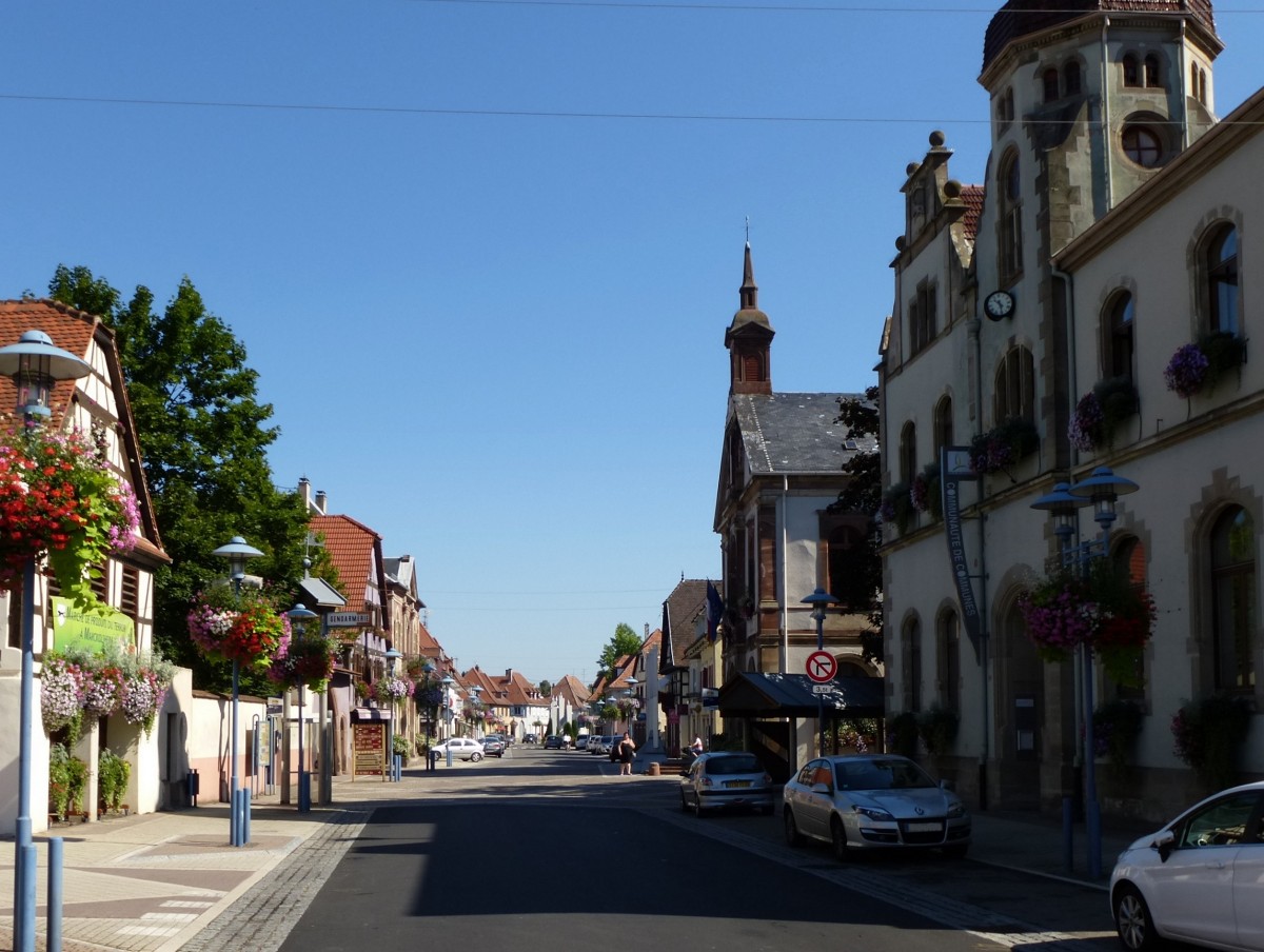 Marckolsheim, Blick in die Hauptstrae, Aug.2013