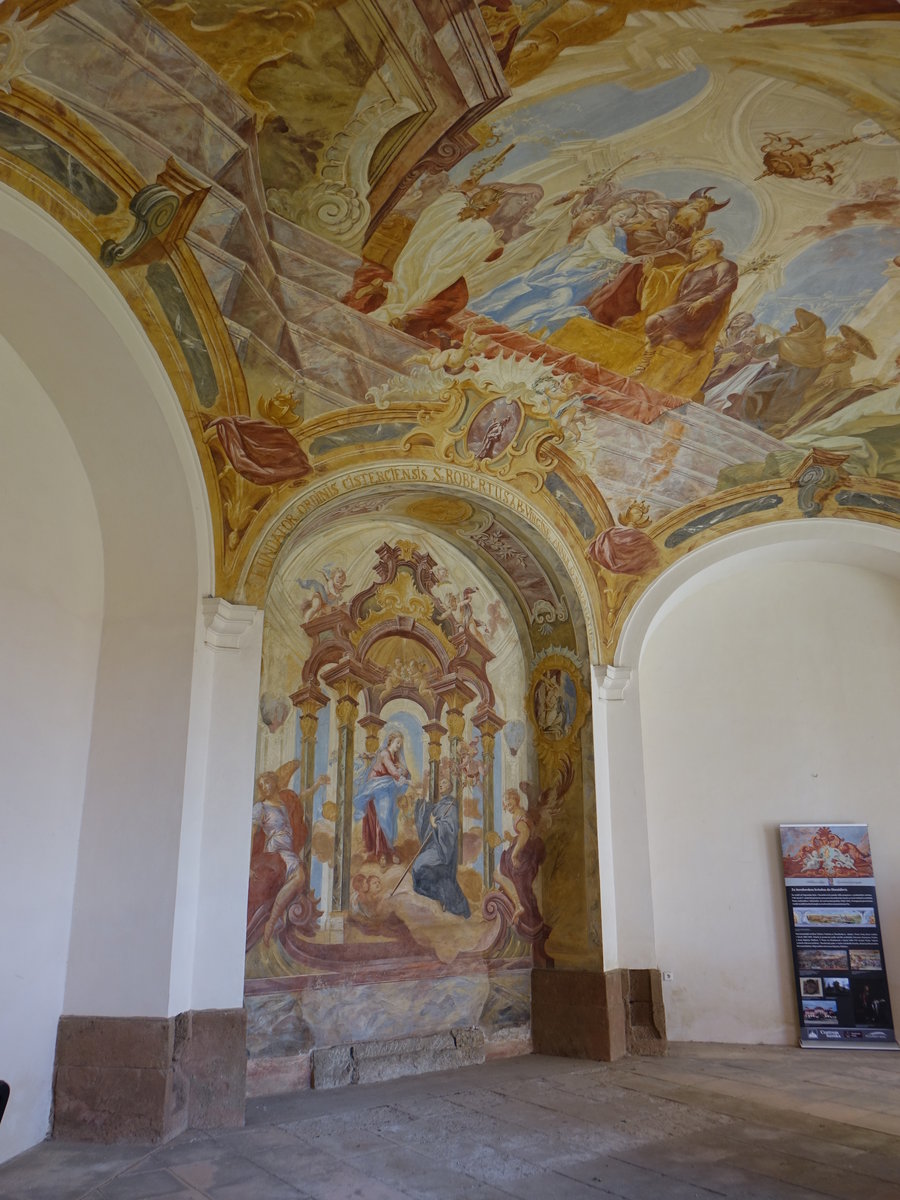 Marianska Tynice, Fresken von Josef Kramolin in der Eckkapelle im Kreuzgang (06.07.2019)