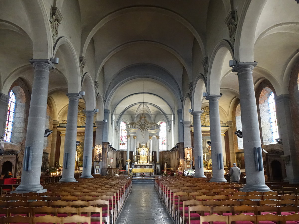 Maroilles, Innenraum der St. Humbert Kirche (16.05.2016)