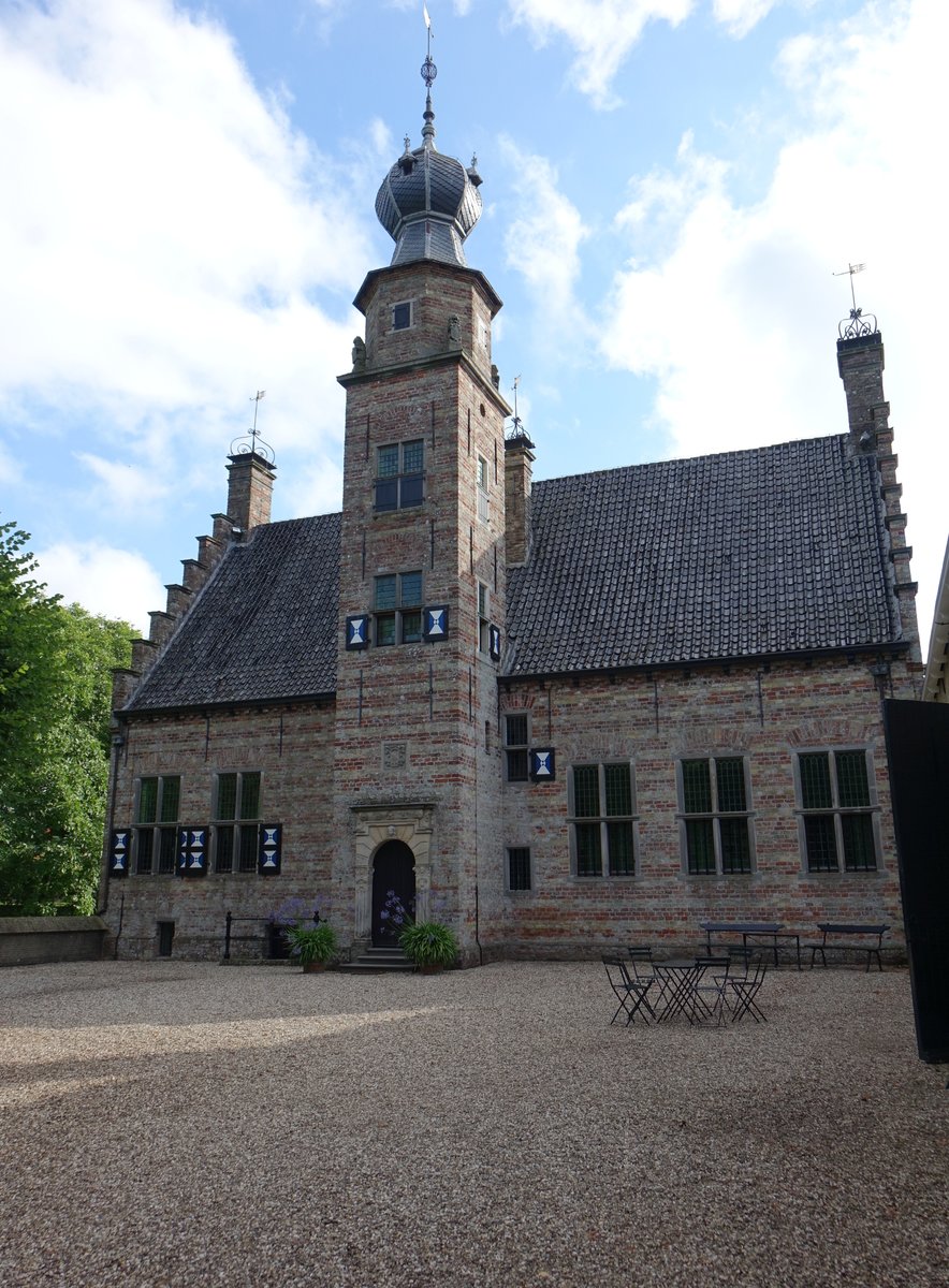 Marssum, Schloss Popta State, erbaut ab 1524, Umbau im 17. Jahrhundert zu einem Lustschlo (26.07.2017)