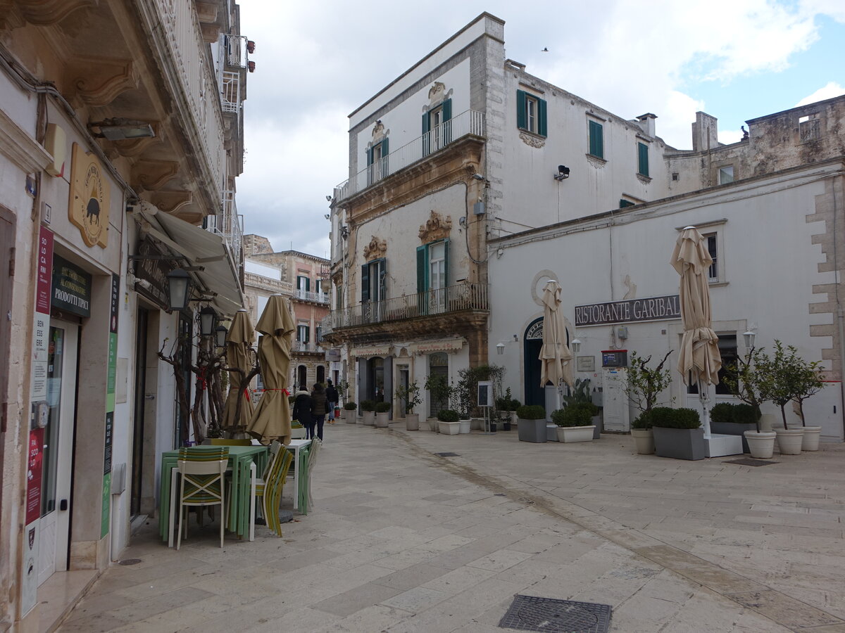 Martina Franca, Huser an der Piazza Plebiscito (04.03.2023)