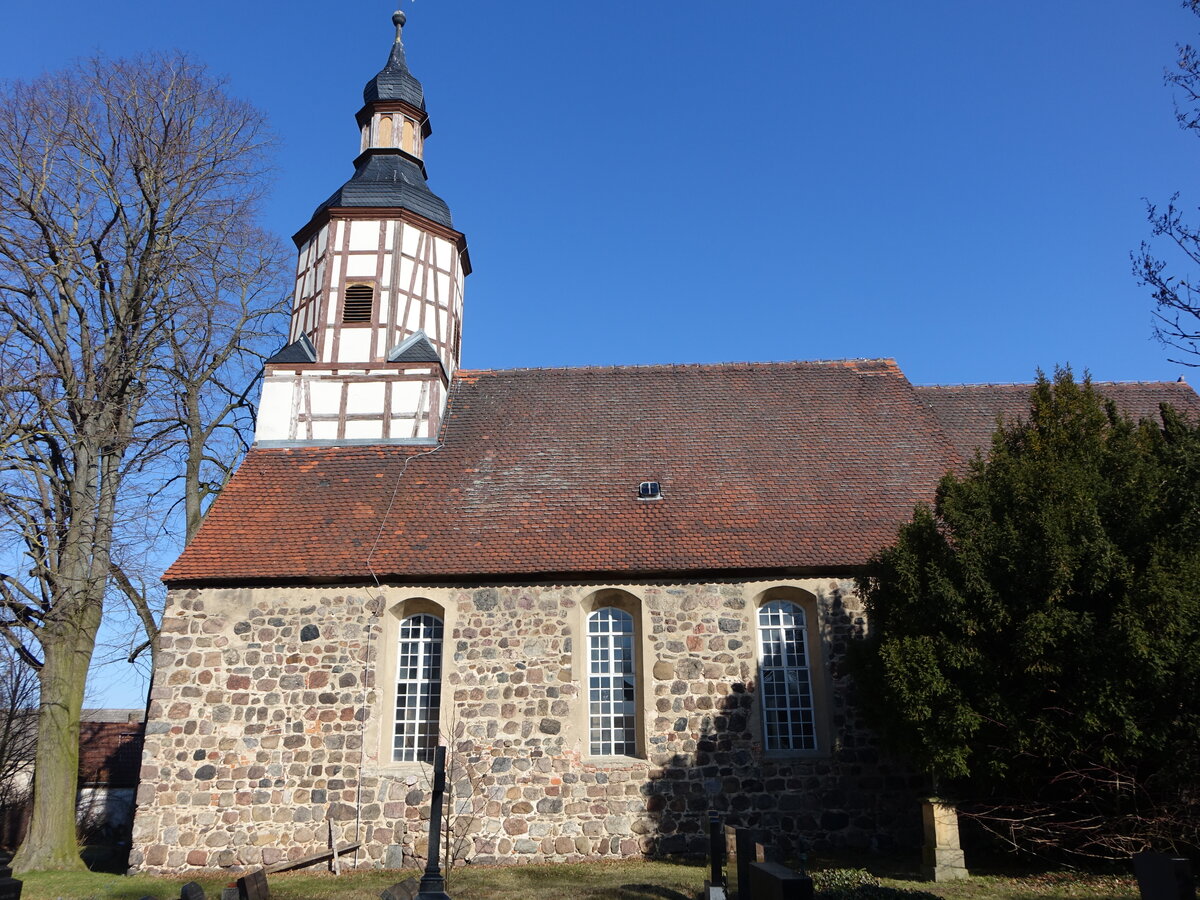 Marzahna, evangelische Dorfkirche, Feldsteinkirche aus dem 13. Jahrhundert (10.03.2026)