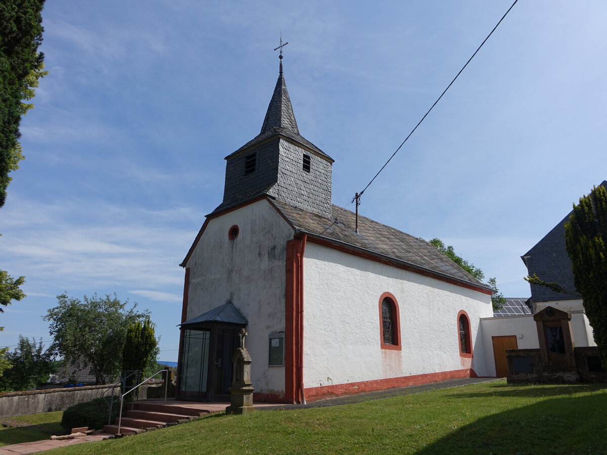 Masholder, kath. Pfarrkirche St. Firminus, erbaut 1808 (22.06.2022)