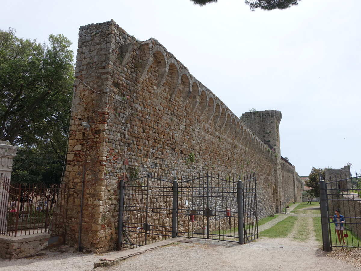 Massa Marittima, Castello Monteregio in der Via Beccucci (22.05.2022) 