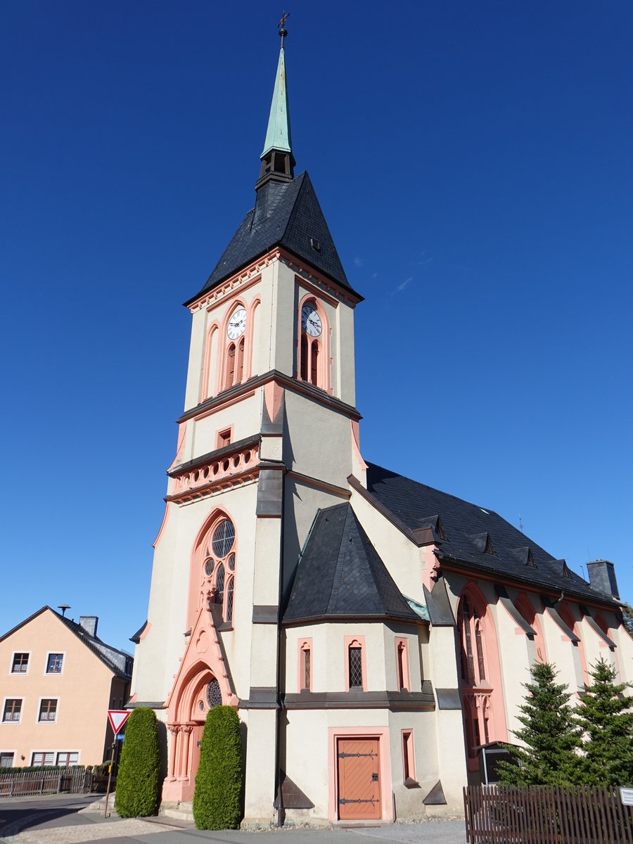 Mauersberg, neugotische evangelische Kirche, erbaut 1890 (04.10.2020)