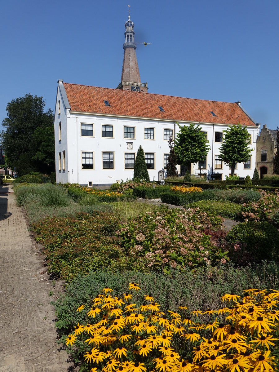 Medemblik, altes Pfarrhaus am Kirchplatz (27.08.2016)