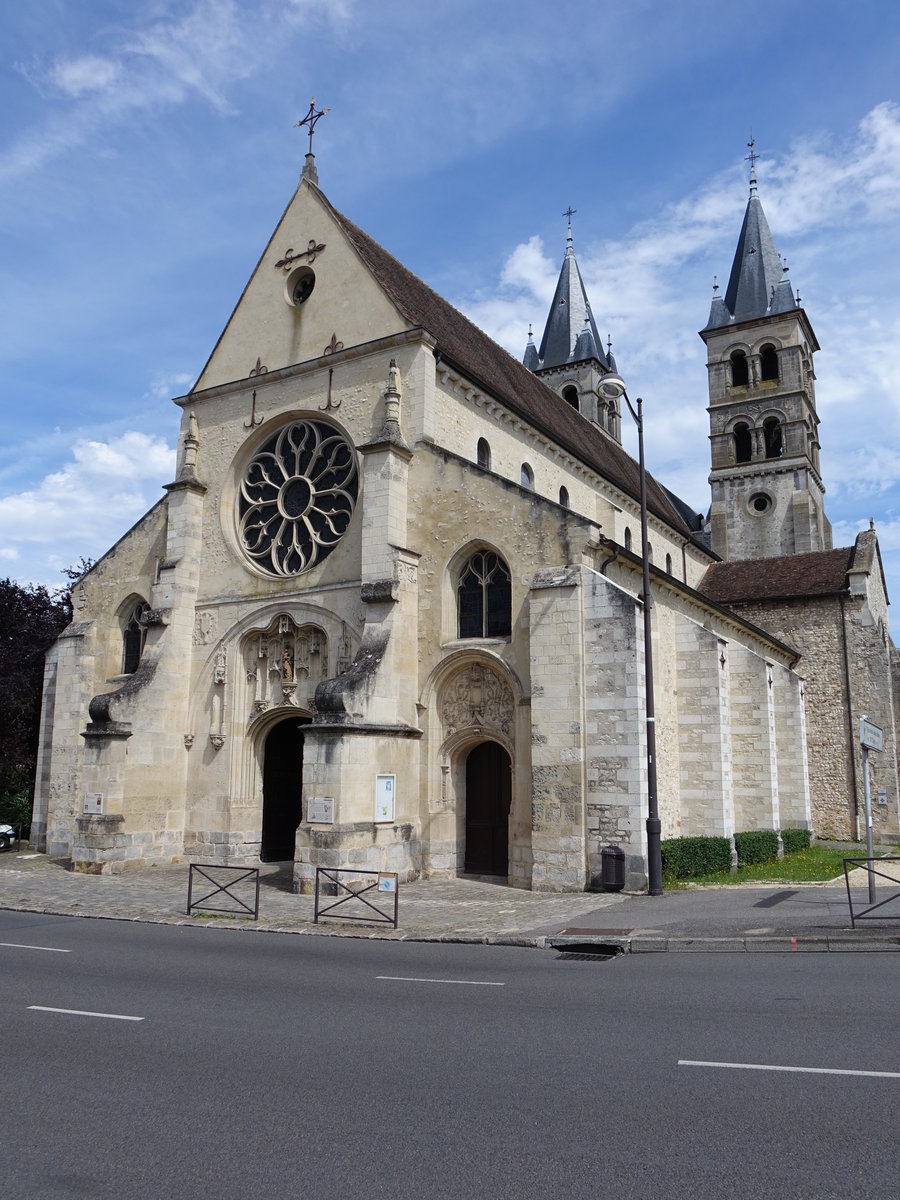 Melun, Collgiale Notre-Dame, erbaut im 11. Jahrhundert (10.07.2016)