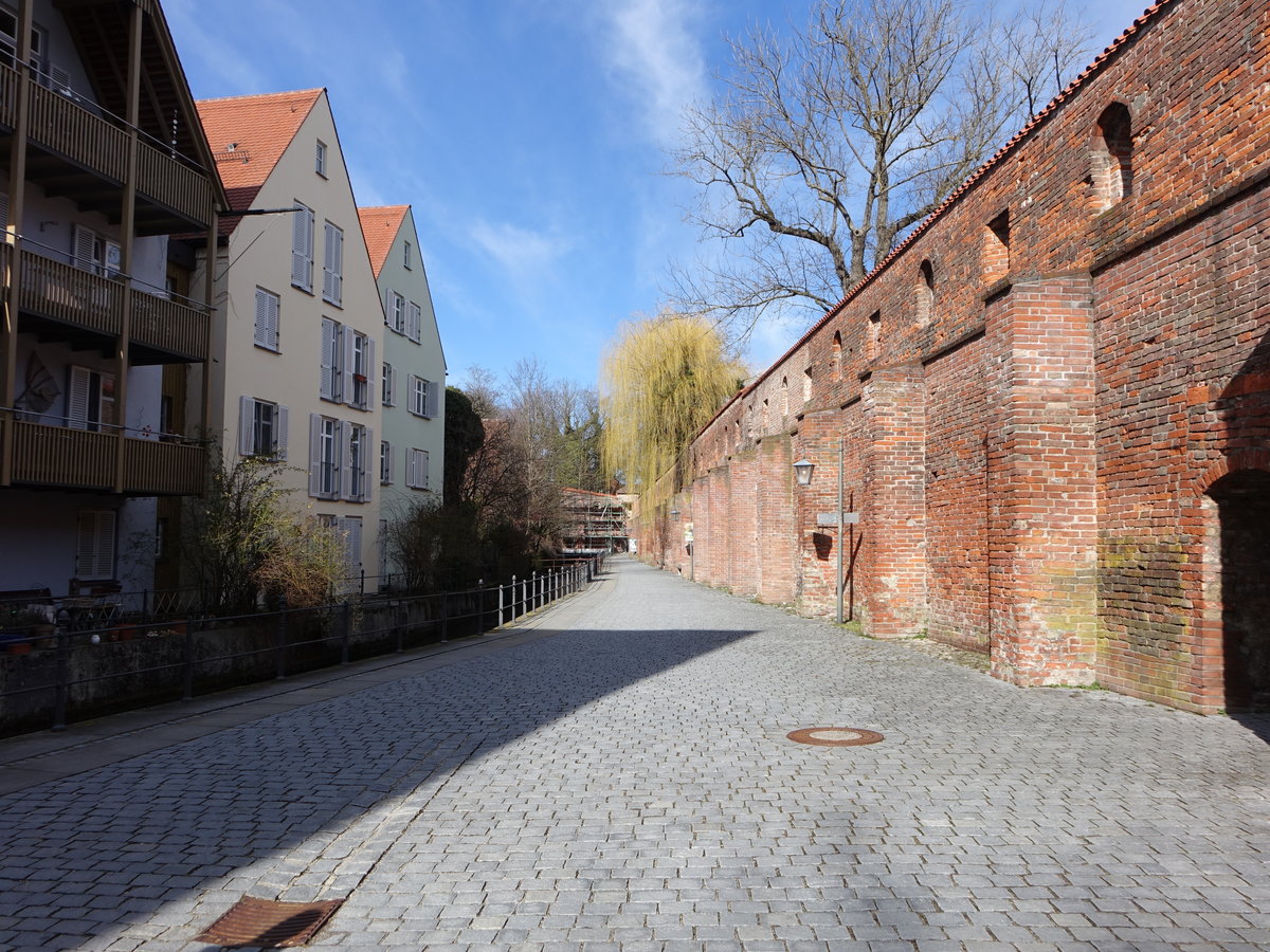 Memmingen, Teilstck der Stadtbefestigung der Ulmer Vorstadt, erbaut im 15. Jahrhundert (22.02.2020)